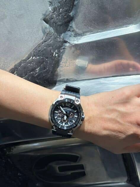 CASIO GWR-B3000-2AJF Solar Men's Watch — Japanese