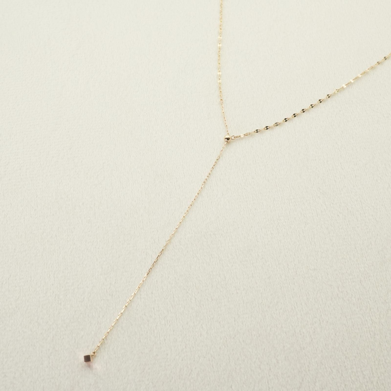 Agete Y-shape Slide Necklace Long K10 26-0087 in gold with a delicate y-shape pendant