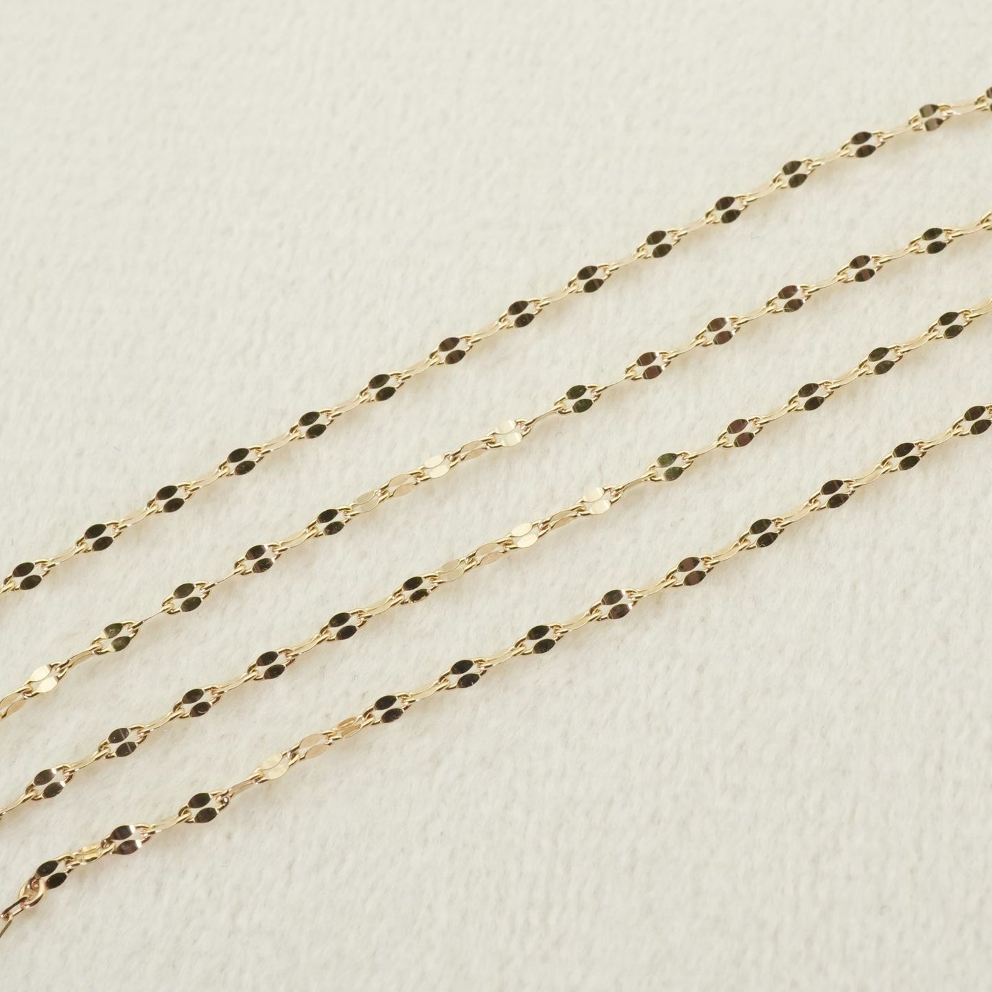 Agete Y-shape Slide Necklace Long K10 26-0087 in gold with a delicate y-shape pendant