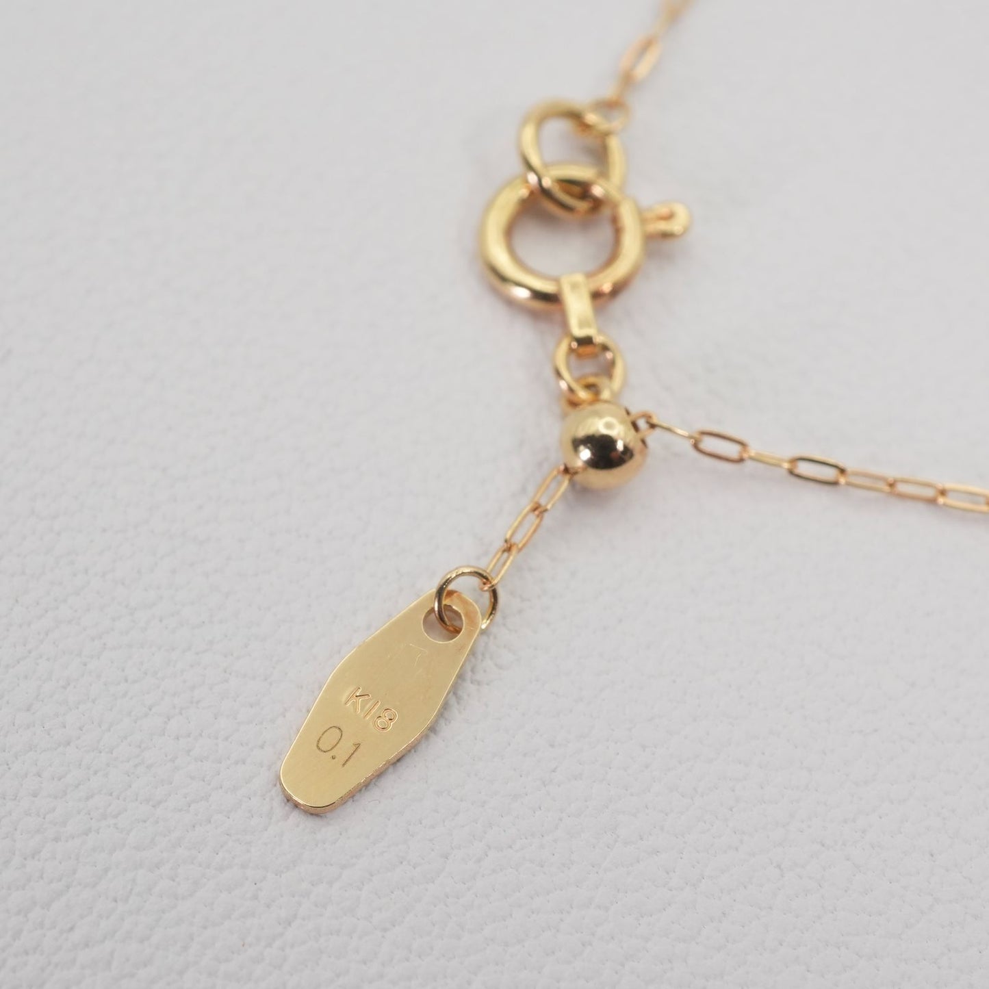 Agete K18 gold necklace with 0.1ct secret diamond pendant model 26-0348