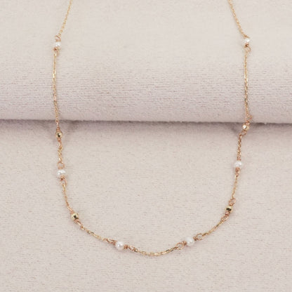 Agate K10 necklace featuring a freshwater pearl with a delicate chain model 26-0394