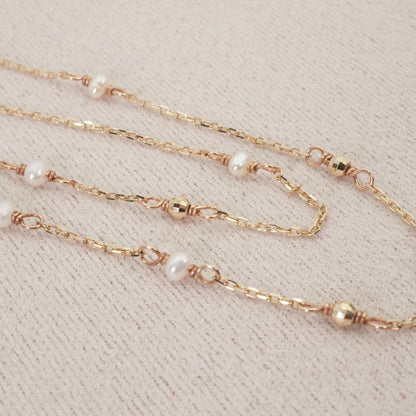 Agate K10 necklace featuring a freshwater pearl with a delicate chain model 26-0394