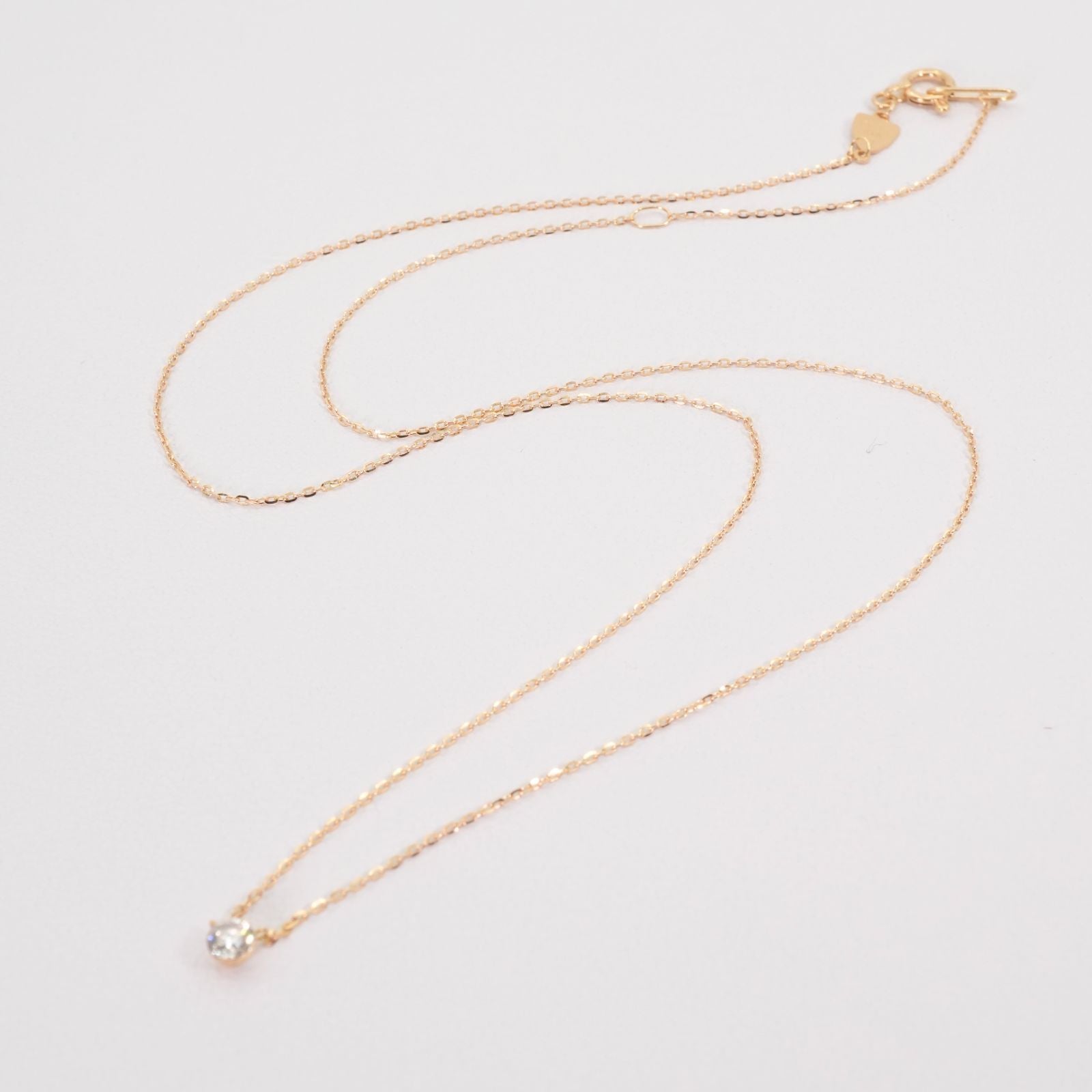 Agatto K18 18k gold necklace with 0.1 carat diamond pendant, model 26-0452