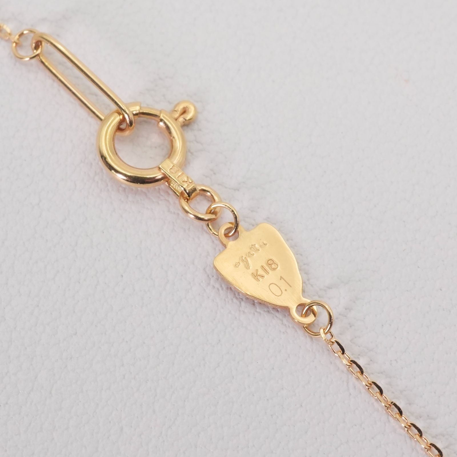 Agatto K18 18k gold necklace with 0.1 carat diamond pendant, model 26-0452