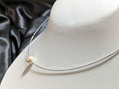 Yamato Akoya Pearl Omega Pearl Push Necklace with 9.5-10 mm white round pearls and thick lacquered wrap