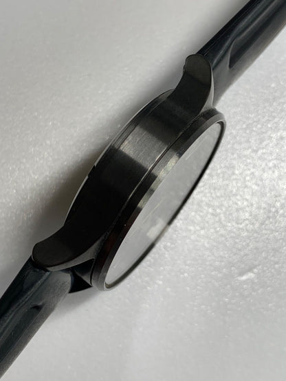 NIXON R7-1514 Quartz Men's Watch — Japanese