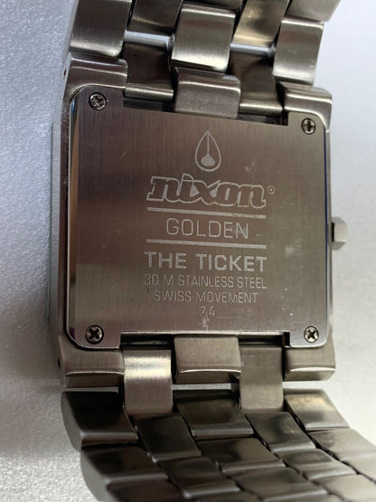 NIXON R7-1521 Quartz Men's Watch — Japanese