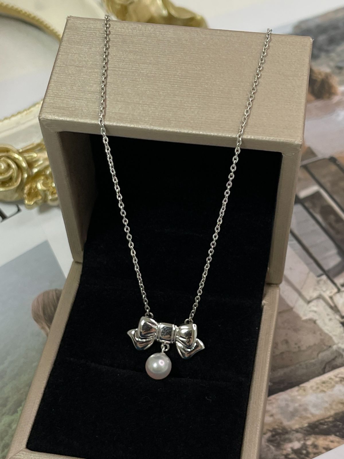 Mikimoto silver necklace with 6.5mm pearls weighing 3.5g, 38cm length