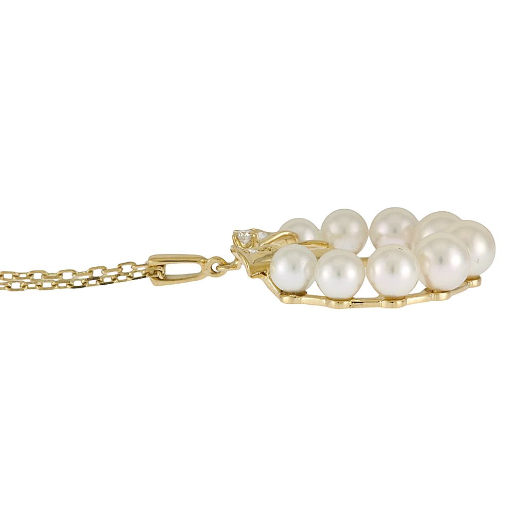Mikimoto 18K yellow gold necklace featuring a single Akoya pearl and diamond accents for ladies