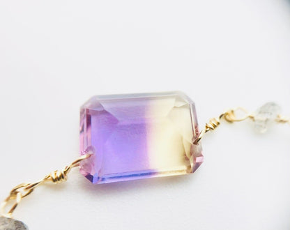 Agate K10YG gold necklace with amethyst and labradorite gemstones, two-tone bicolor design, 45 cm chain