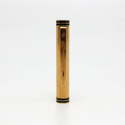 Waterman black and gold fountain pen with K18 nib, 14.2 cm length, 1.0 cm diameter