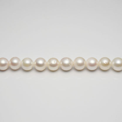 Akoya pearl necklace 8-8.5mm with dyed gray freshwater pearl necklace set displayed on white background
