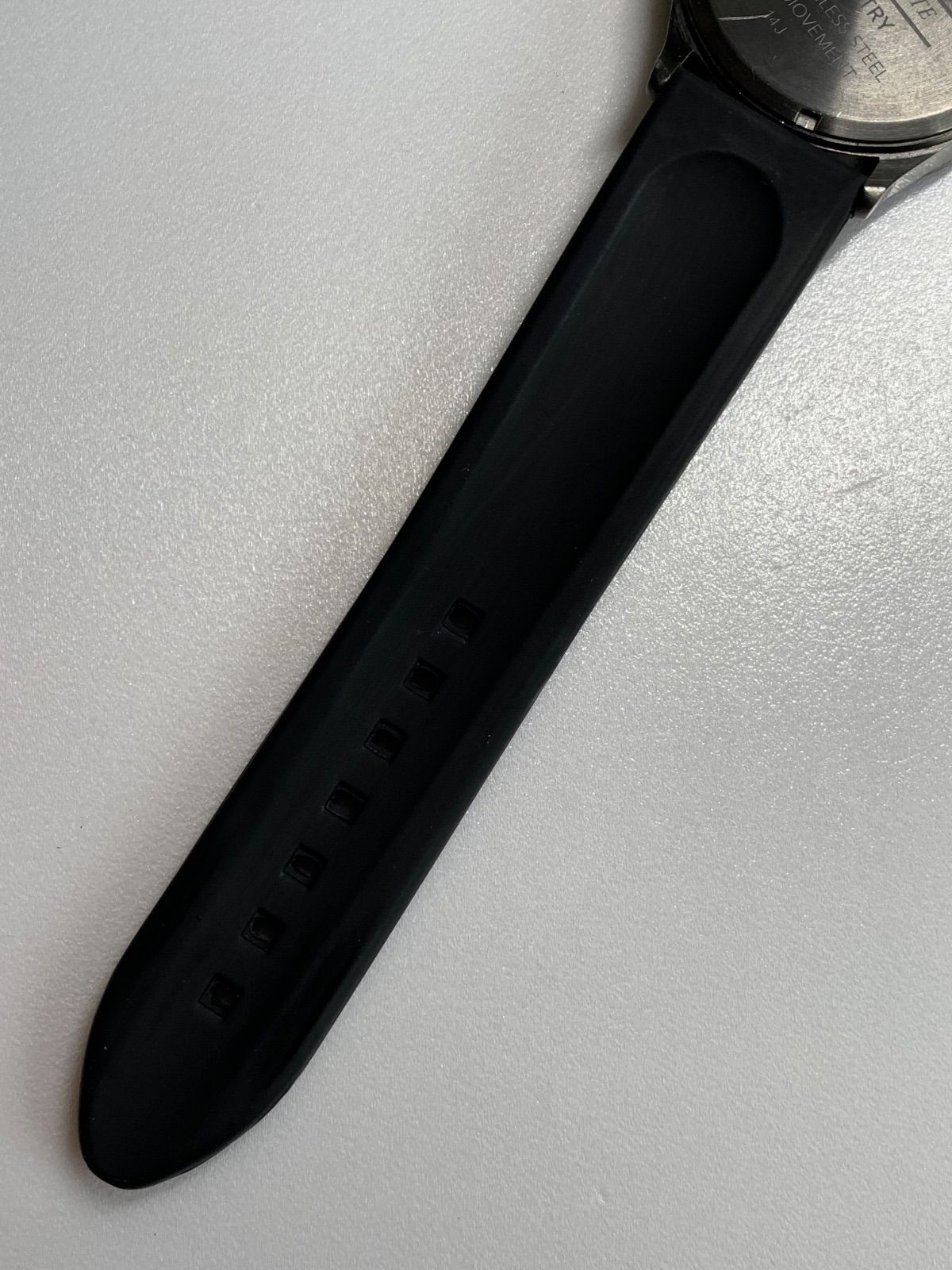 NIXON R7-1514 Quartz Men's Watch — Japanese