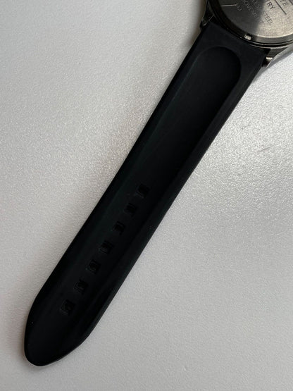 NIXON R7-1514 Quartz Men's Watch — Japanese