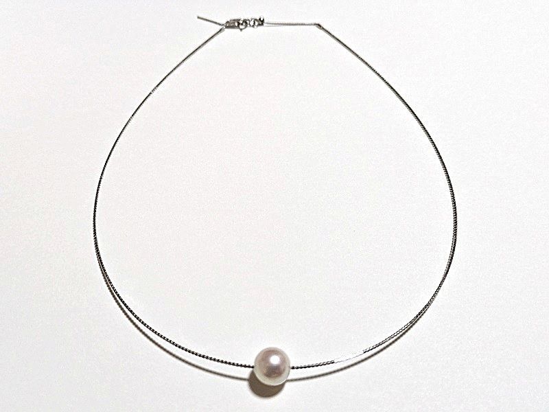 Yamato Akoya Pearl Omega Pearl Push Necklace with 9.5-10 mm white round pearls and thick lacquered wrap