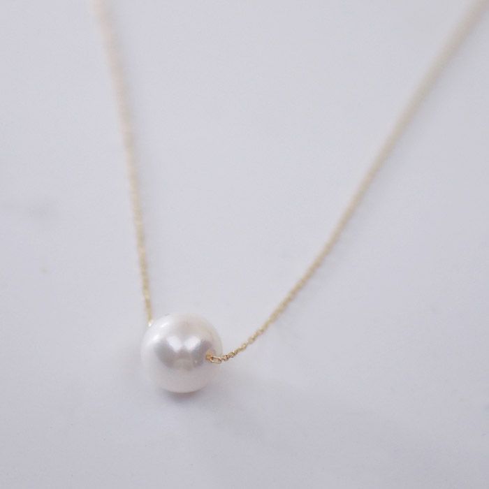 Yamato Akoya pearl necklace with 7mm single pearl on 18K yellow gold chain length 40cm