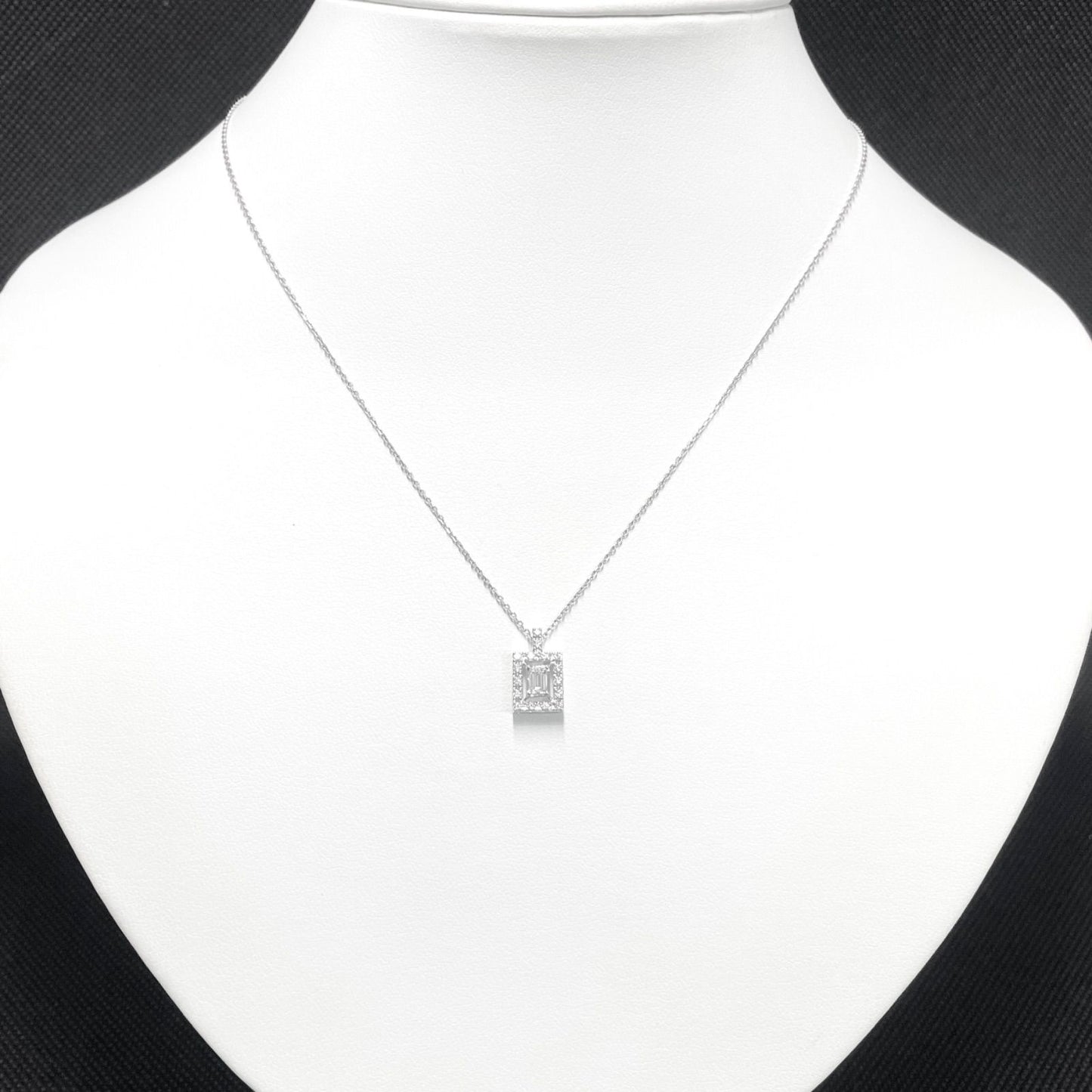 Tasaki diamond necklace 0.33ct set in K18 white gold with 44cm chain and 13.3x8.0mm pendant