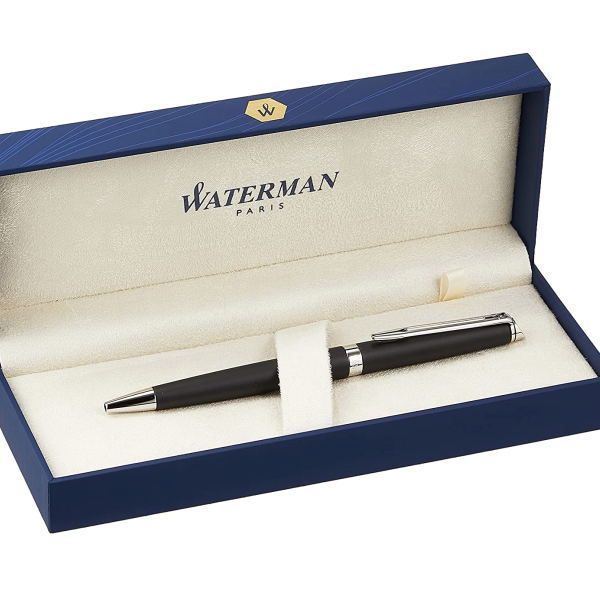 WATERMAN Paris Metropolitan Essential Matte Black CT pen with clip and matte black finish