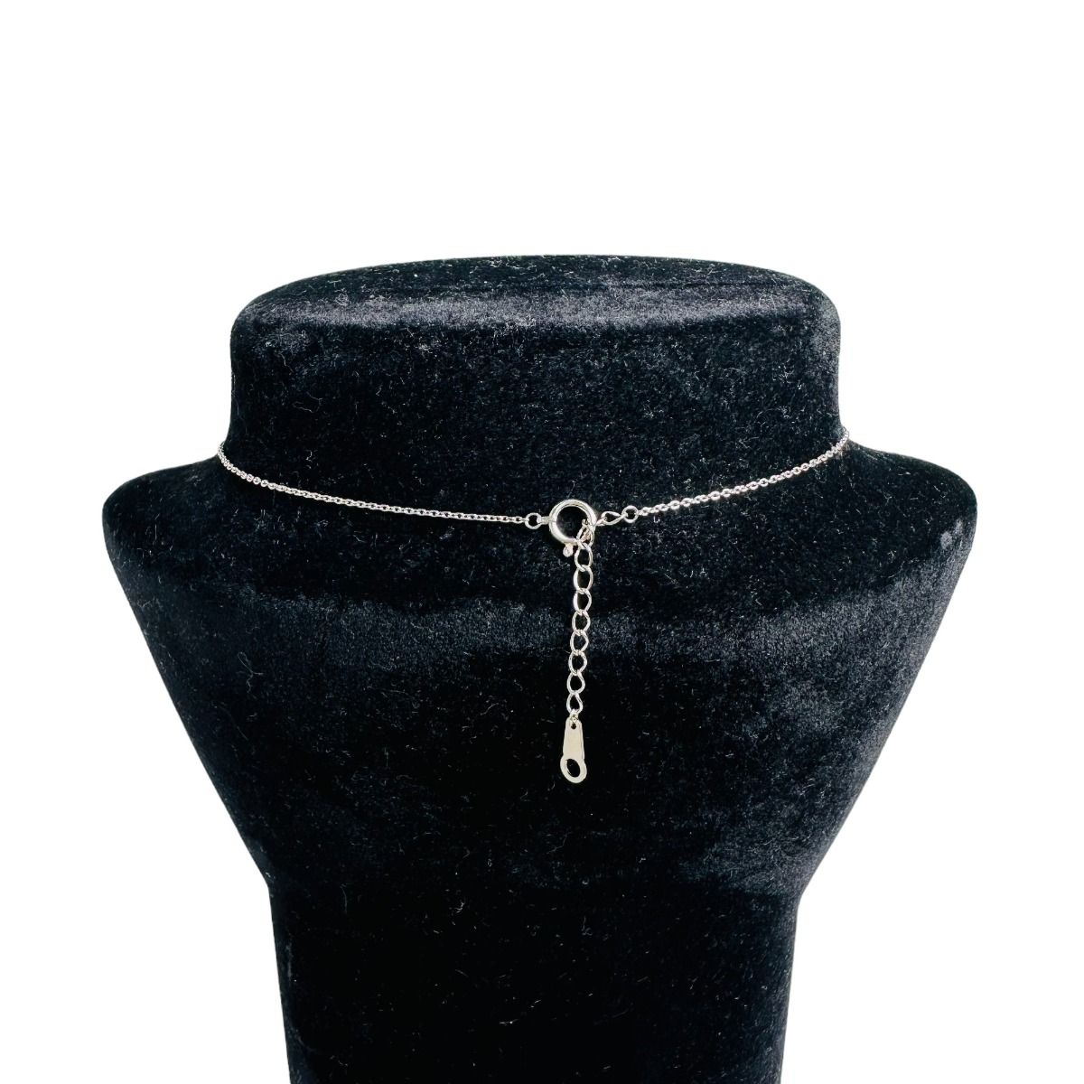Tasaki 750WG silver pearl necklace designed for ladies featuring lustrous pearls on a silver chain