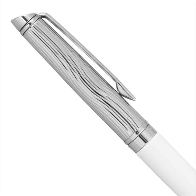 WATERMAN Metropolitan DX white fountain pen with medium nib and silver clip, closed view