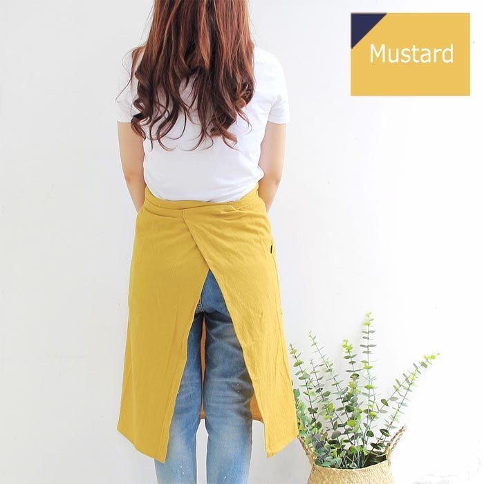 Generic lightweight polyester cotton apron for cafes and kitchens measuring 90x95 cm Japan import