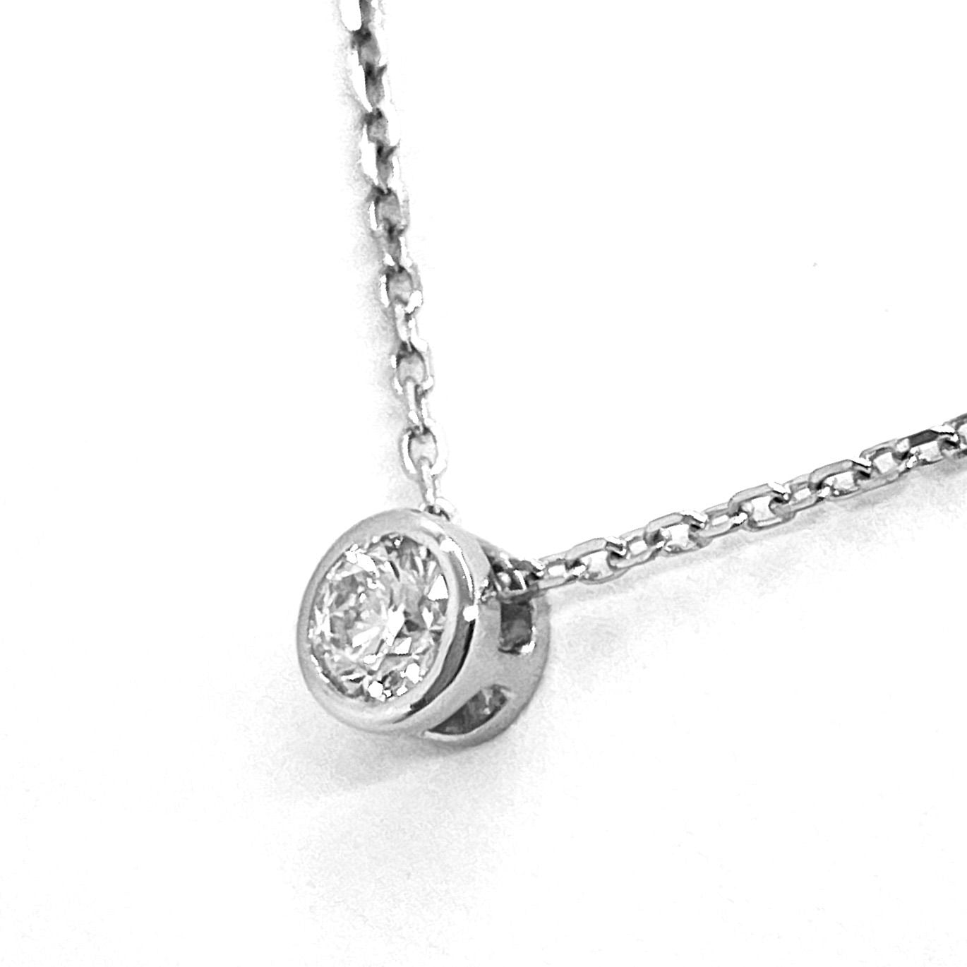 MIKIMOTO diamond necklace in Pt950 with 0.27ct diamond and 40cm chain laid flat