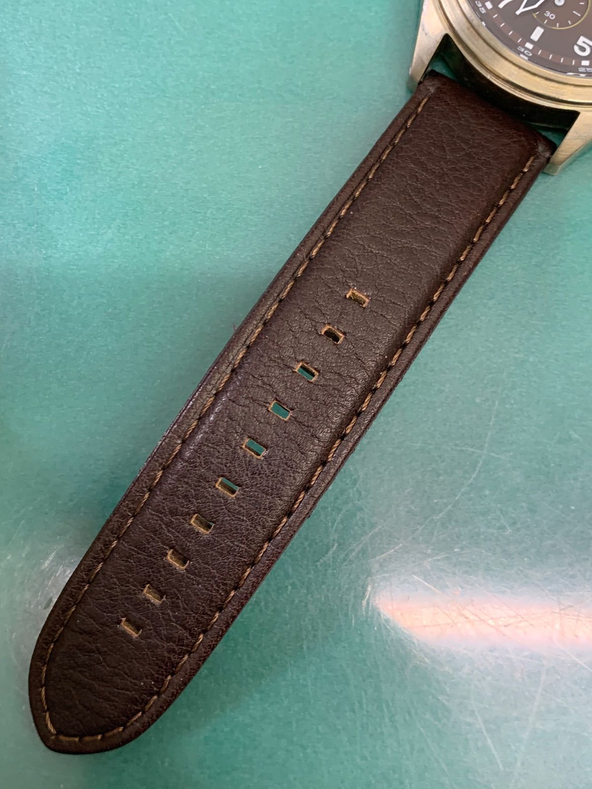 FOSSIL DE-5002 Quartz Men's Watch — Japanese