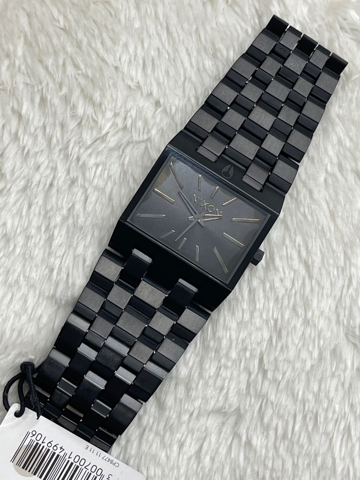 NIXON R7-1096 Quartz Men's Watch — Japanese