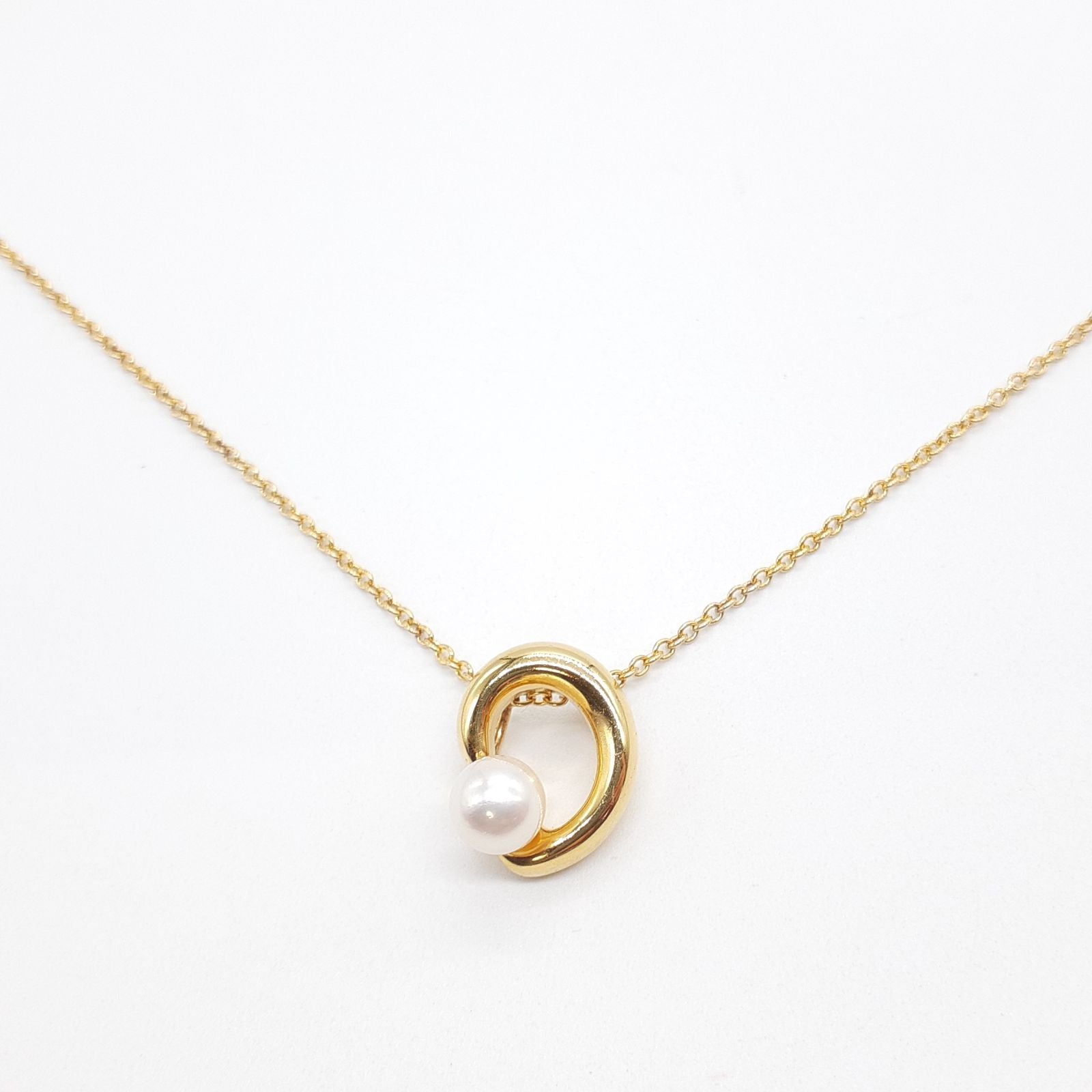Tasaki necklace with gold coated SILVER 925 featuring an Akoya pearl on a 41cm chain with extender