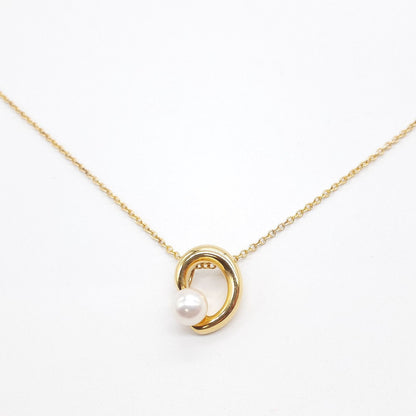 Tasaki necklace with gold coated SILVER 925 featuring an Akoya pearl on a 41cm chain with extender