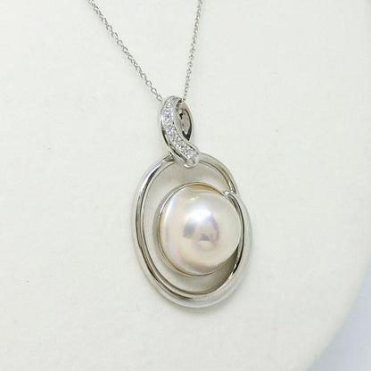 Tasaki Pearl K18WG white gold pendant top with 16mm Malas pearl and six small diamonds totaling 0.09ct