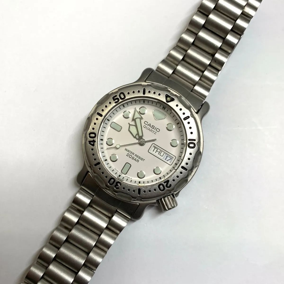 CASIO MD-705 Quartz Men's Watch — Japanese
