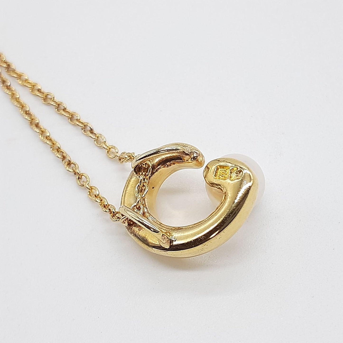 Tasaki necklace with gold coated SILVER 925 featuring an Akoya pearl on a 41cm chain with extender