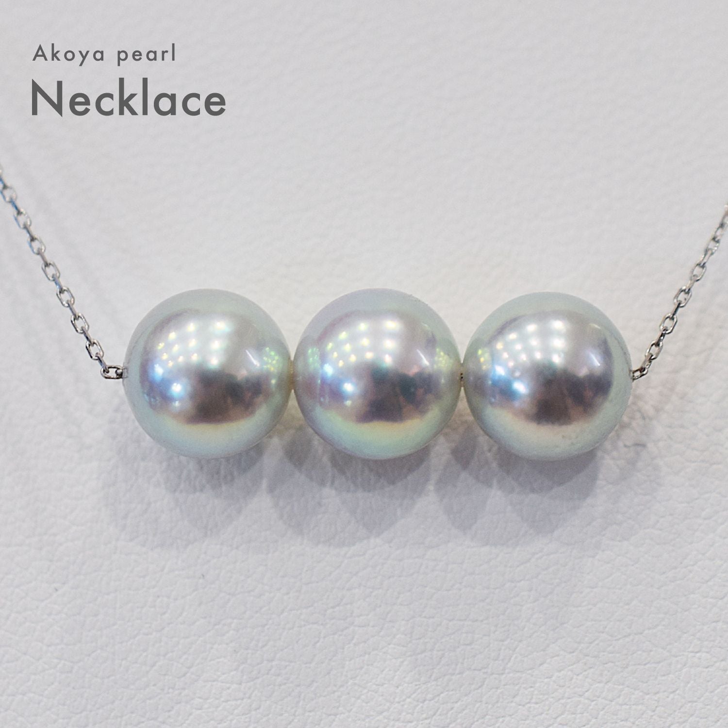8.5-9mm natural round Akoya pearl pendant on 3-strand K18 white gold necklace with agate chain