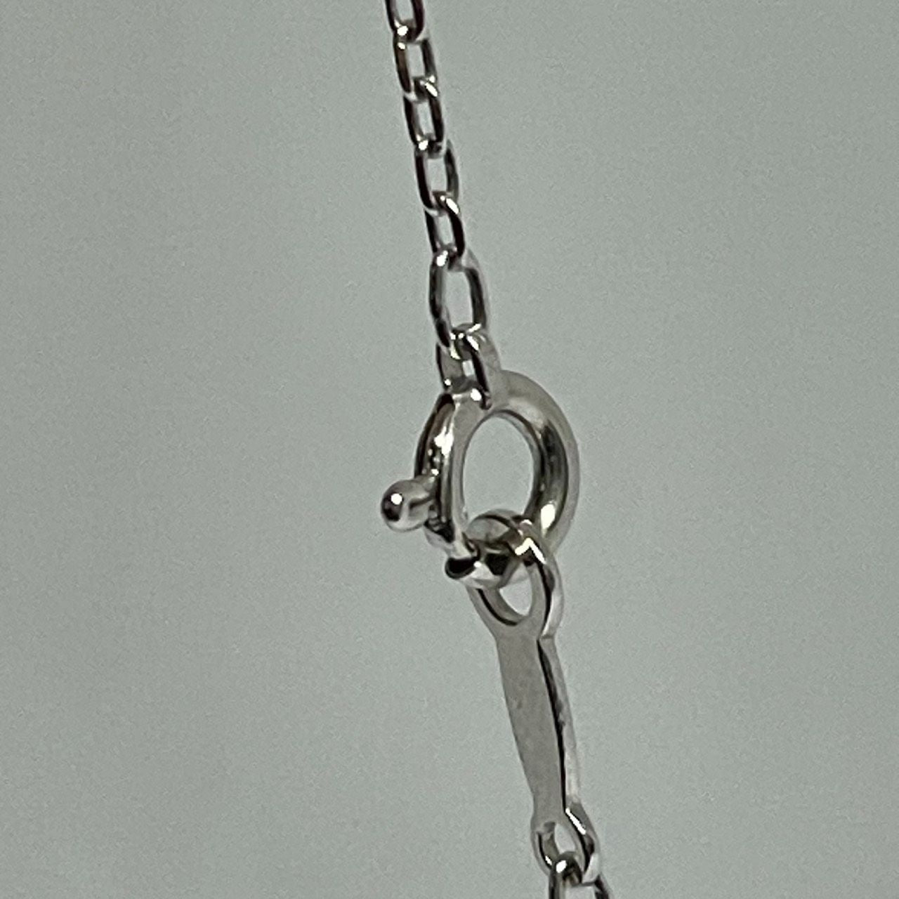 MIKIMOTO pearl necklace with 5mm Akoya pearls, 40cm white gold chain, and diamond pendant