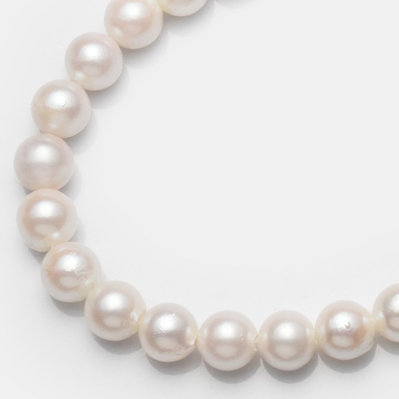Akoya pearl necklace with 6.5-7mm cultured pearls and silver clasp on a 16.5 inch string