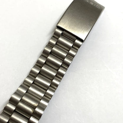 CASIO MD-705 Quartz Men's Watch — Japanese