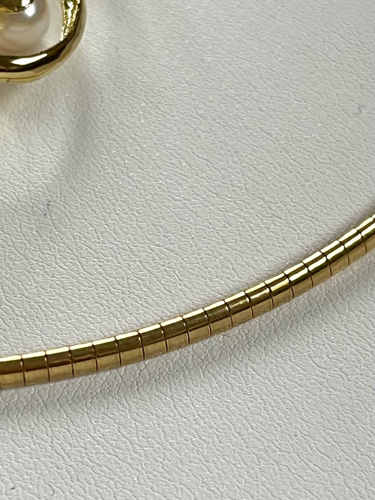 Akoya pearl brooch with attached loop on silver S925 omega necklace choker made in Japan