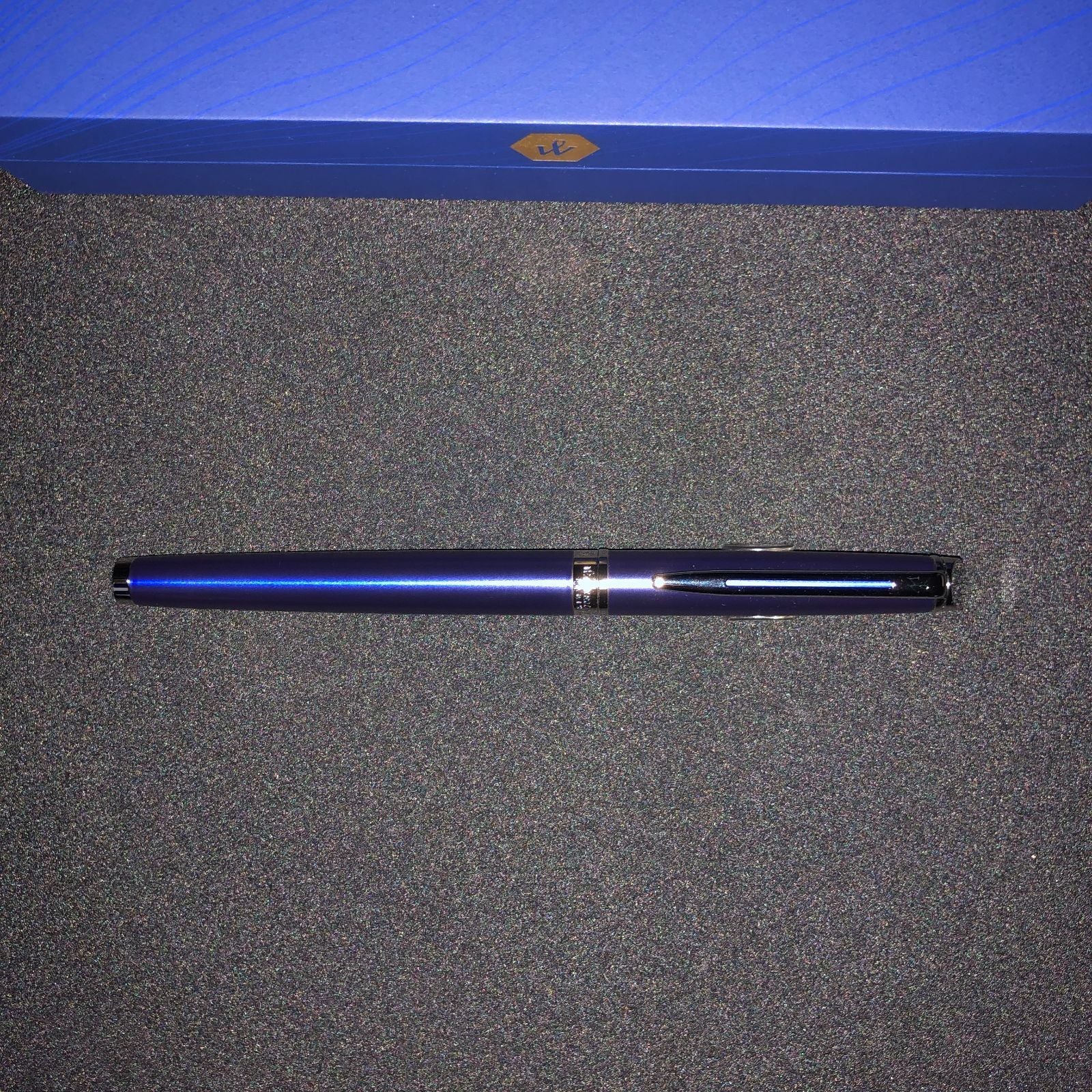 WATERMAN Metropolitan Essential Fountain Pen in bright blue with stainless steel satin lacquer finish and fine nib