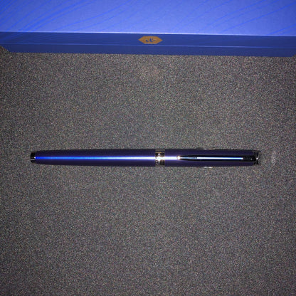 WATERMAN Metropolitan Essential Fountain Pen in bright blue with stainless steel satin lacquer finish and fine nib