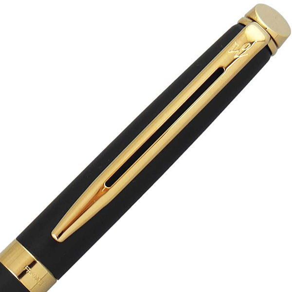 WATERMAN Paris Metropolitan Essential Matte Black GT ballpoint pen with matte black barrel and gold trim