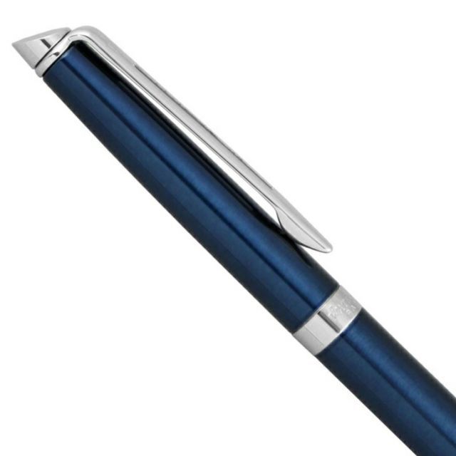 Waterman Metropolitan Essential Metallic Blue S0947090 ballpoint pen with metallic finish and blue accents