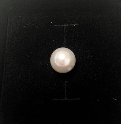 Akoya pearl Omega thread necklace with 9.5mm-9mm white slight pink round pearls and thick wrap