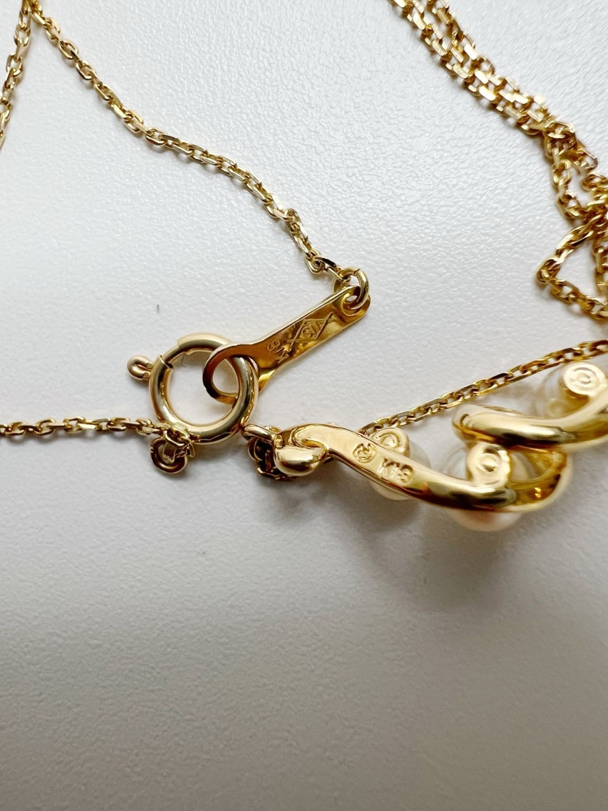 Tasaki 18k gold necklace with 2.9g weight and 39cm length model 3YE25089901-0004
