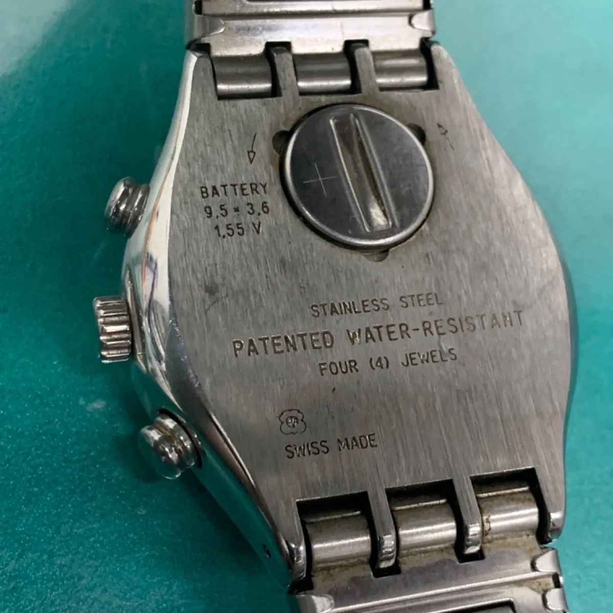 swatch RR6-726 Quartz Men's — Japanese