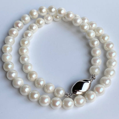 Akoya Pearl Necklace with white round pearls 7.0-7.5mm and silver clasp, 43cm length