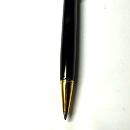 Pilot Sine 1918 revolving ballpoint pen with fine point in black color, displayed on white background