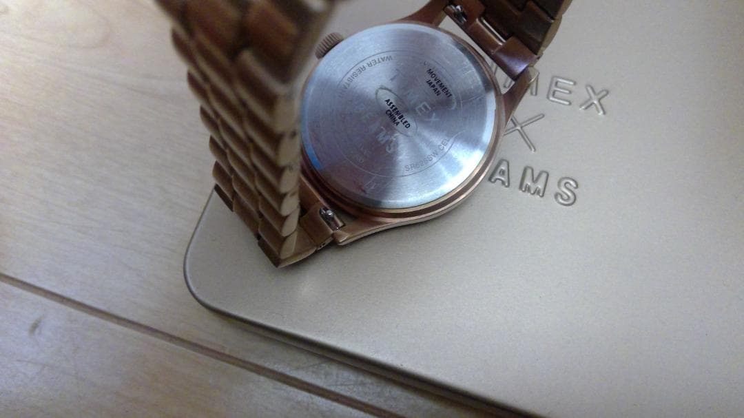TIMEX BEAMS CAMPER Gold Quartz Men's Watch — Japanese
