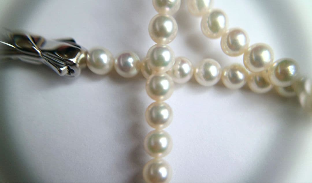 Tasaki long necklace featuring 6-6.5mm Akoya pearls on an 82.5cm silver chain with 925 clasp