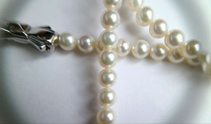 Tasaki long necklace featuring 6-6.5mm Akoya pearls on an 82.5cm silver chain with 925 clasp